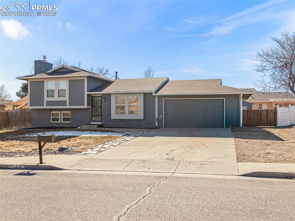 45 Archway Ln., Pueblo, CO 81005