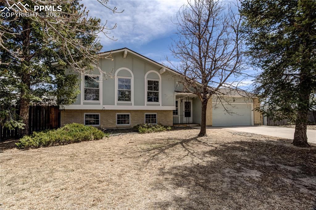 2910 W Monica Dr., Colorado Springs, CO 80916