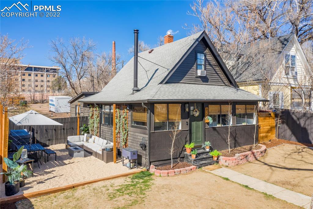824 E Cucharras St., Colorado Springs, CO 80903