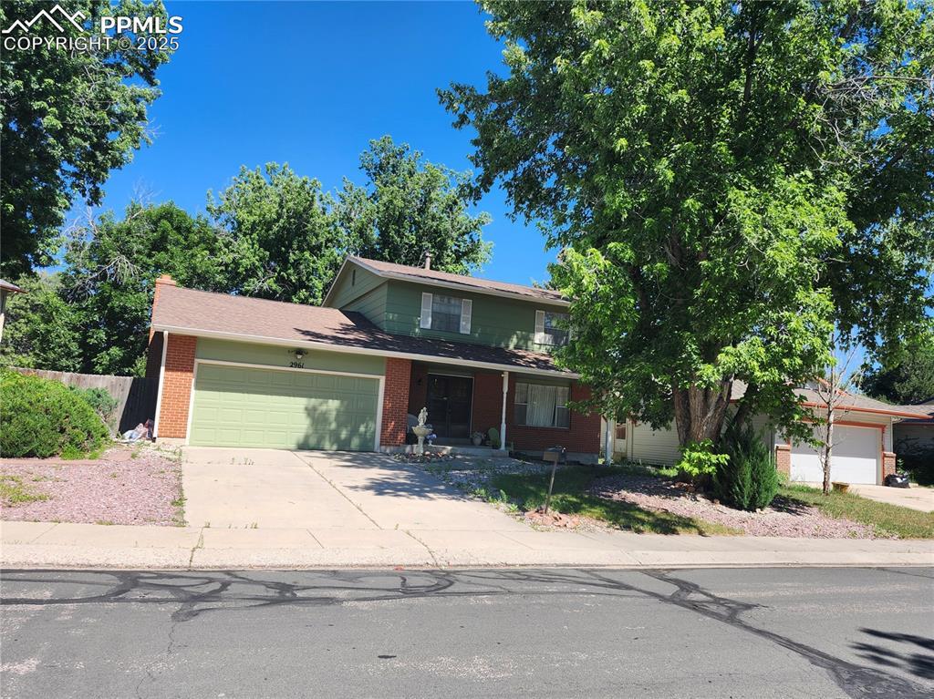 2961 W Whileaway Cir., Colorado Springs, CO 80917