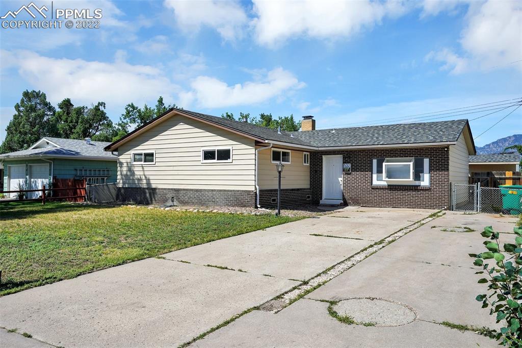 532 Rose Dr., Colorado Springs, CO 80911