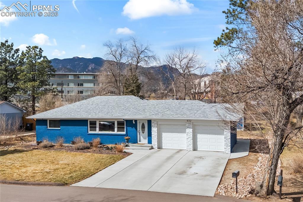 632 Pinon Dr., Colorado Springs, CO 80905