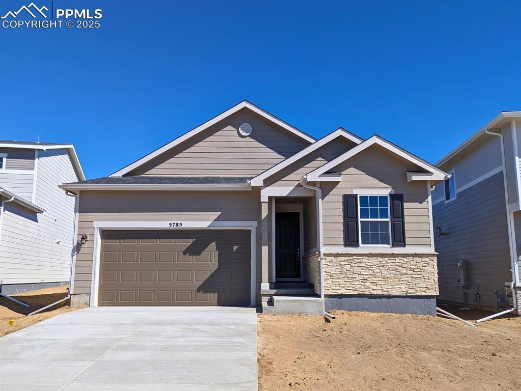 5785 Mammoth Ln., Colorado Springs, CO 80927