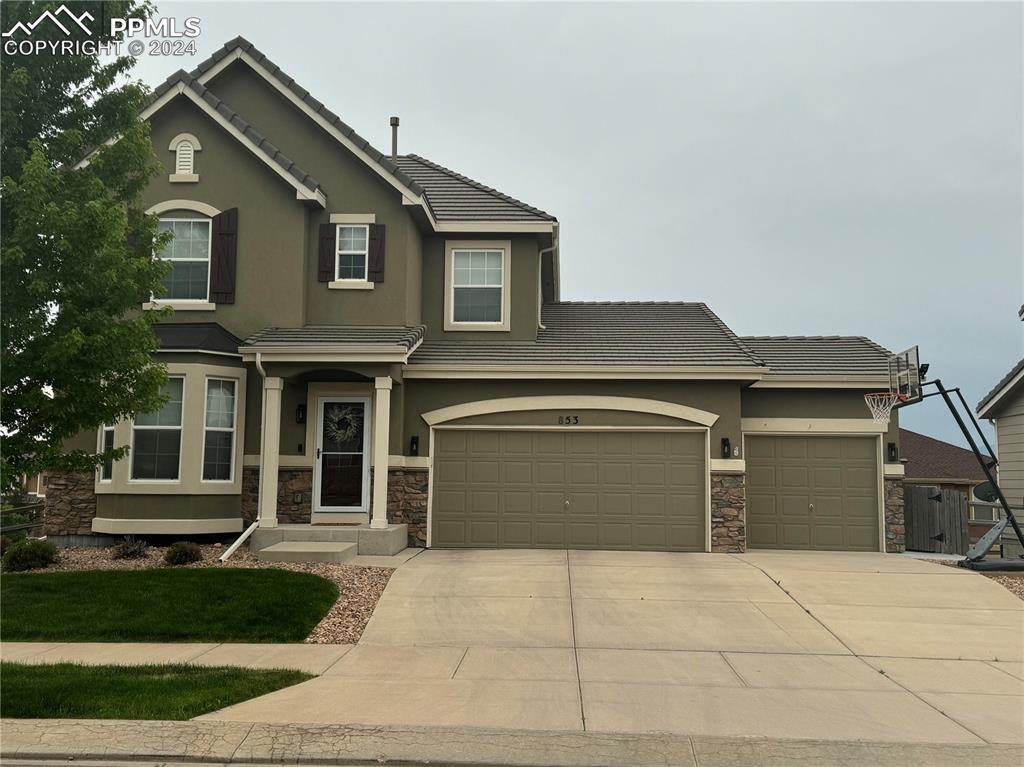 853 Spectrum Loop, Colorado Springs, CO 80921