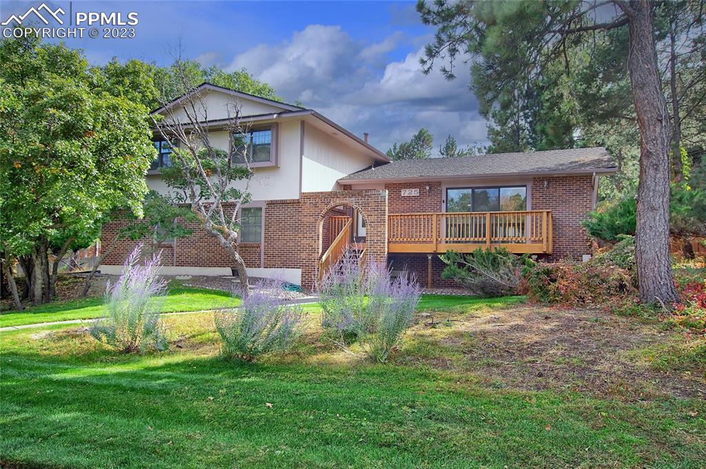 725 Big Valley Dr., Colorado Springs, CO 80919