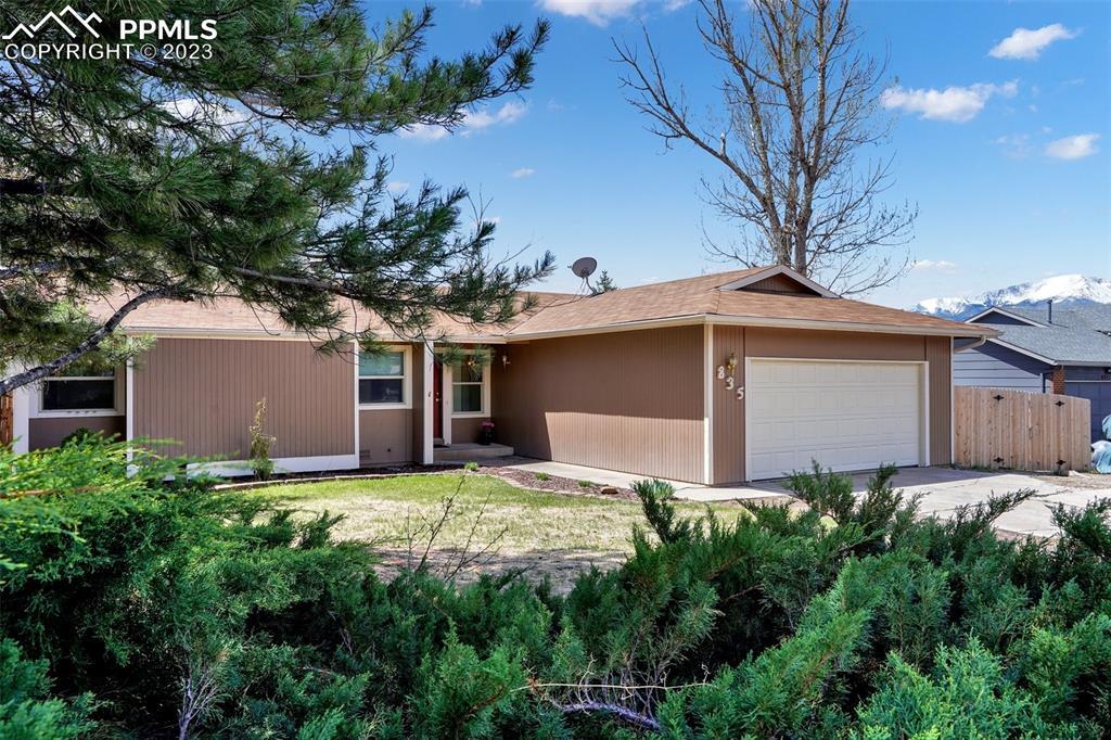 835 S Pulpit Rock Cir., Colorado Springs, CO 80918
