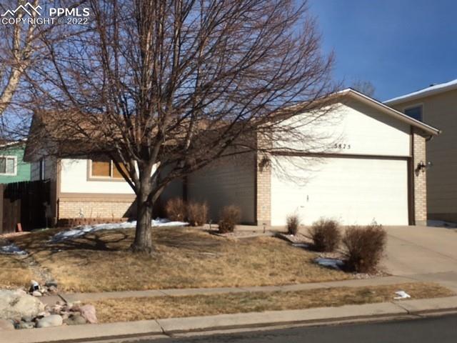 5875 Grapevine Dr., Colorado Springs, CO 80923