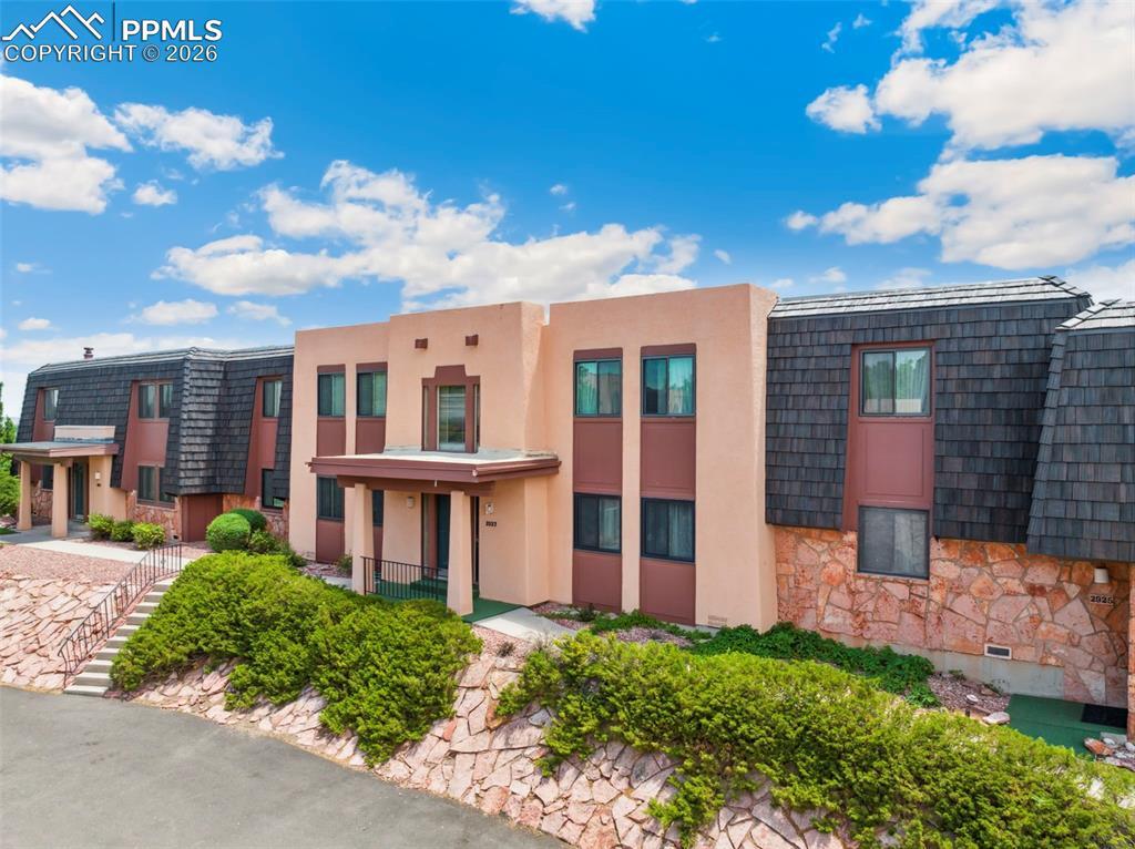 2927 Mesa Rd. #C, Colorado Springs, CO 80904