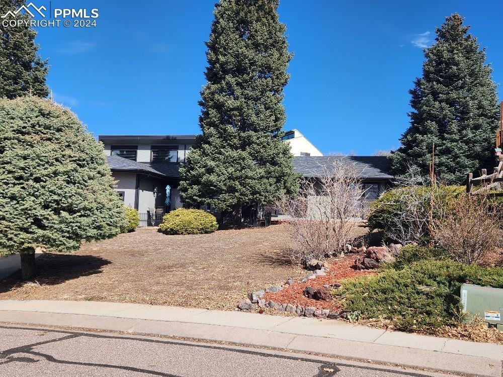 5620 Country Heights Dr., Colorado Springs, CO 80917