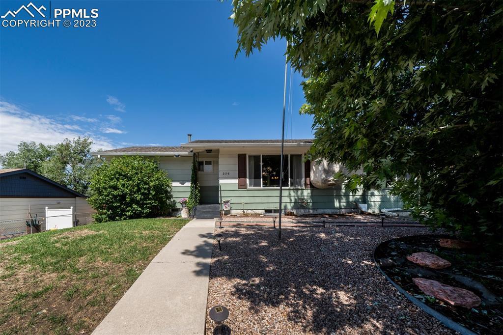 256 Everett Dr., Colorado Springs, CO 80911