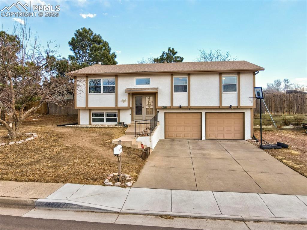 4985 Bluestem Dr., Colorado Springs, CO 80917
