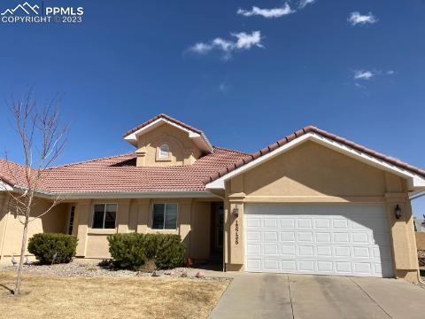 13736 Paradise Villas Grove, Colorado Springs, CO 80921
