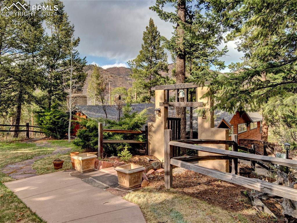 9560 Escondido Rd., Cascade, CO 80809