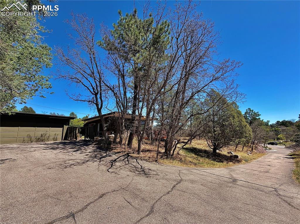 2106 Constellation Dr., Colorado Springs, CO 80906