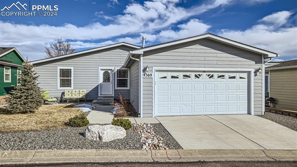 4369 Kingfisher Point, Colorado Springs, CO 80922