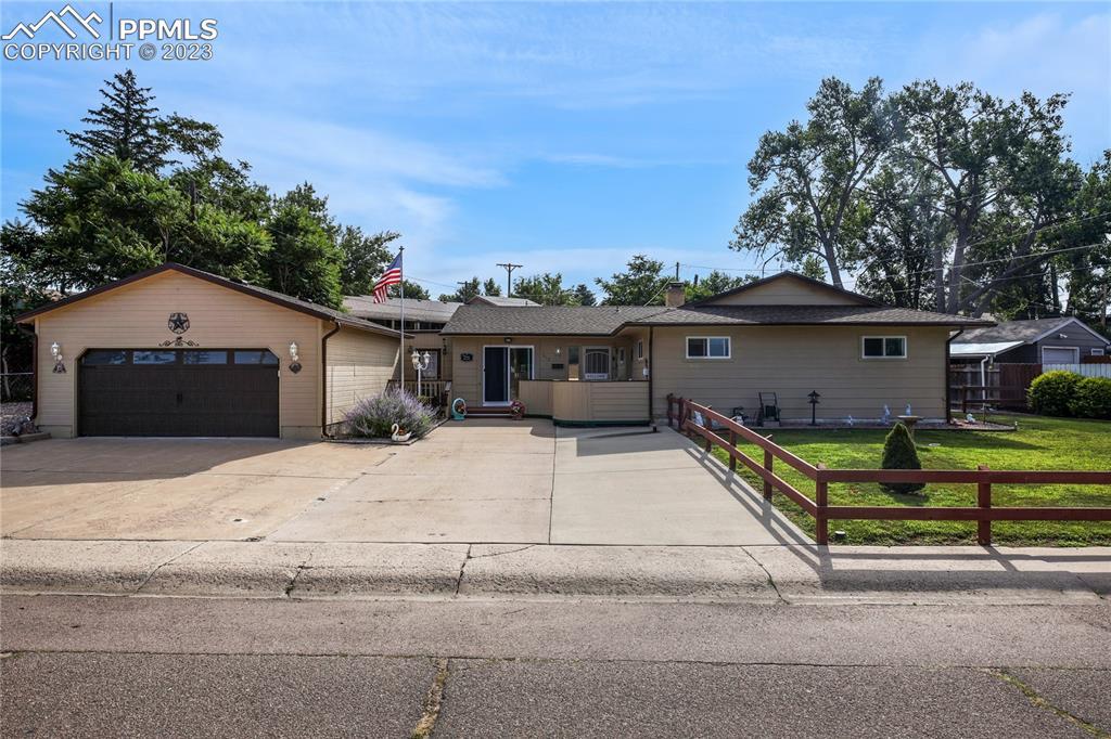 613 Rosemont Dr., Colorado Springs, CO 80911