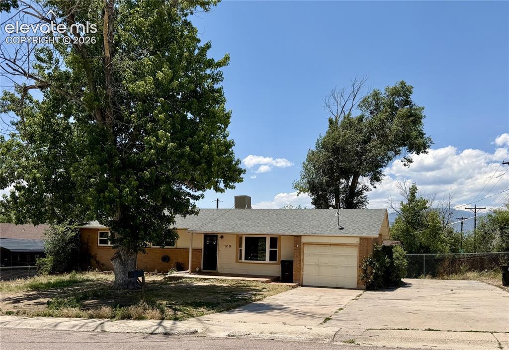 100 Grinnell St., Colorado Springs, CO 80911
