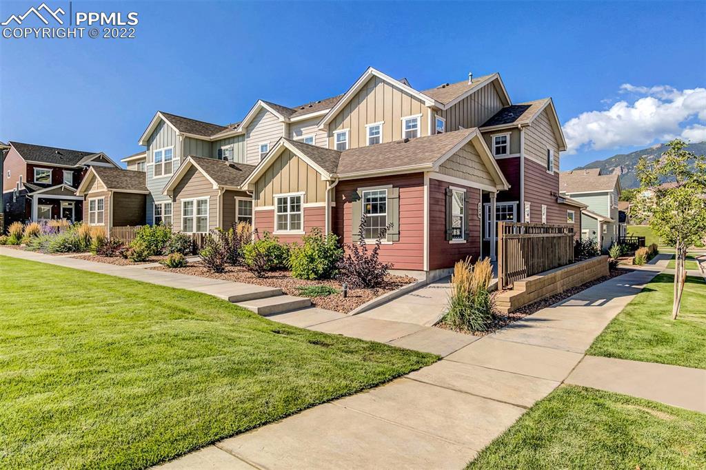 179 Mayflower Park Pl., Colorado Springs, CO 80905