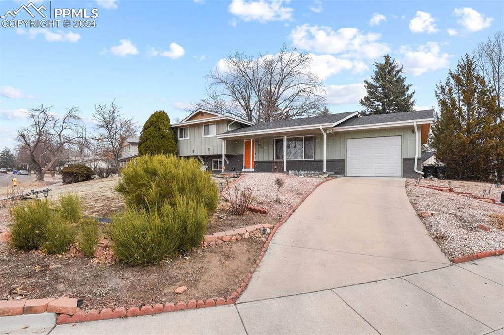 4602 Moffat Ln., Colorado Springs, CO 80915