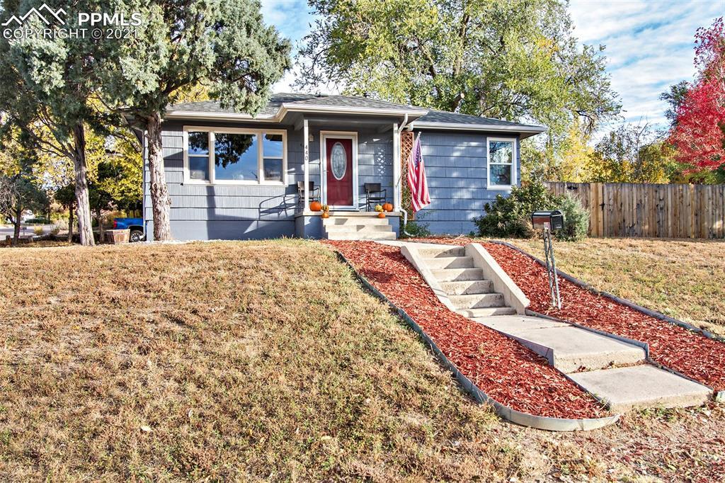 440 Kinnikinnik Dr., Colorado Springs, CO 80905