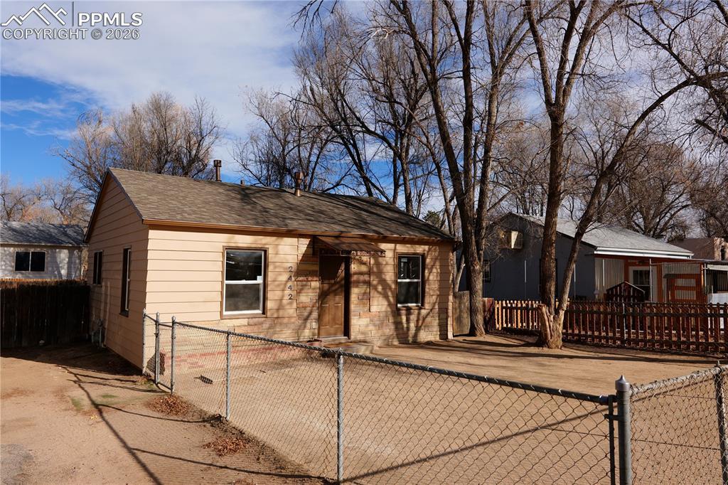 2442 E St Vrain St., Colorado Springs, CO 80909