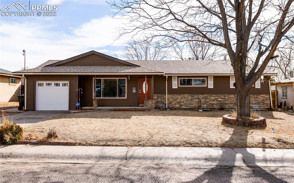 209 Everett Dr., Colorado Springs, CO 80911