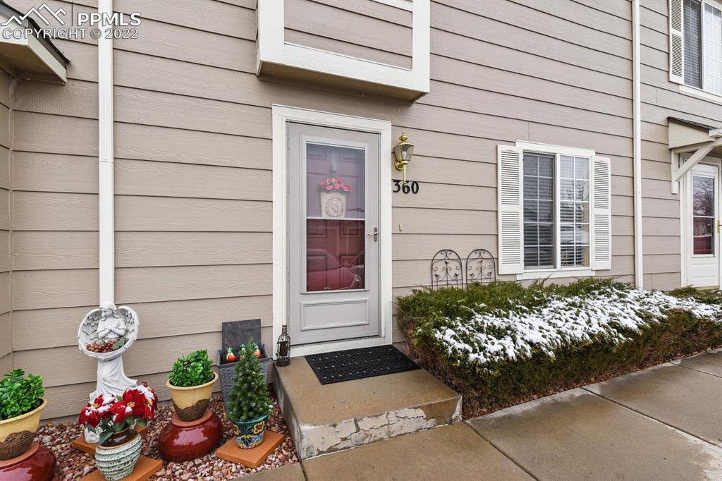 360 Kitfield View, Colorado Springs, CO 80916