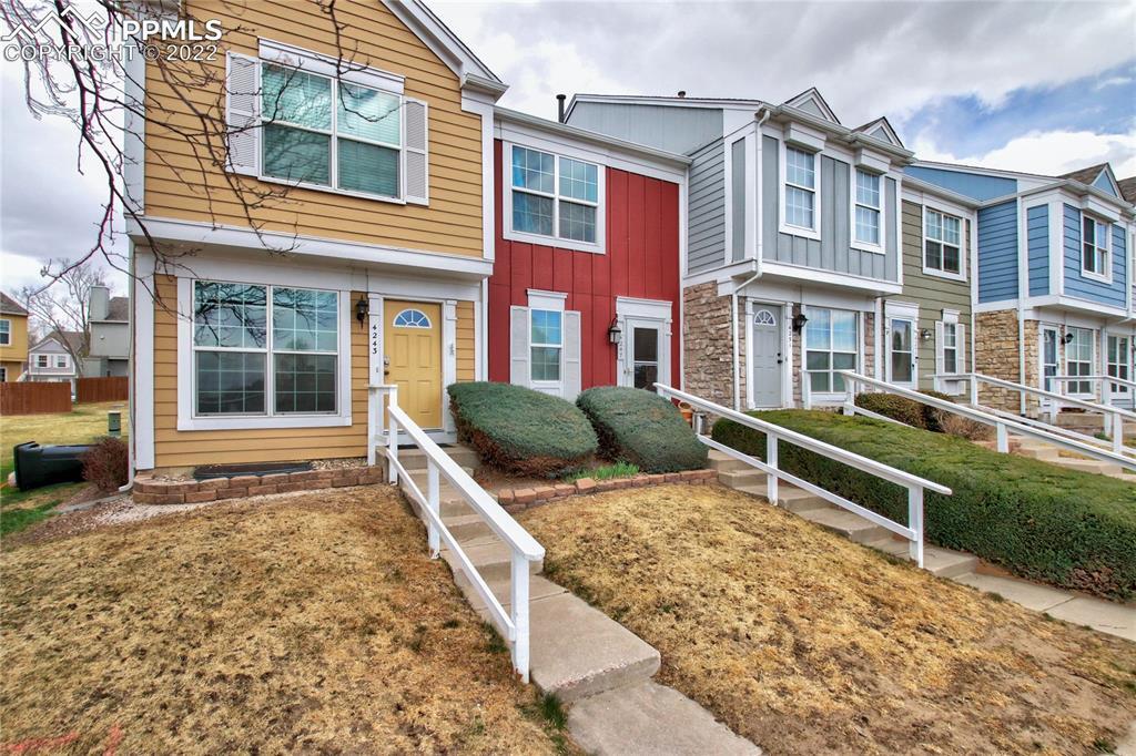 4247 Charleston Dr., Colorado Springs, CO 80916