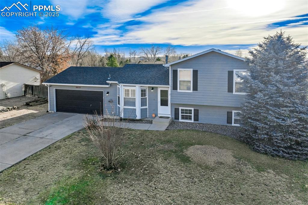 6655 Weeping Willow Dr., Colorado Springs, CO 80925