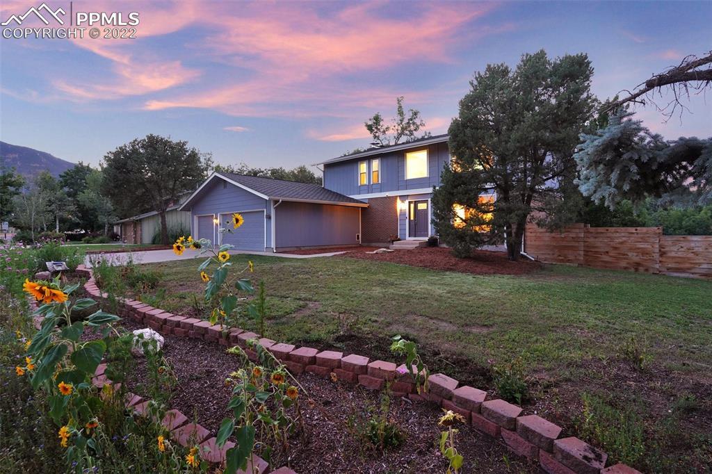 324 W Cheyenne Mountain Blvd., Colorado Springs, CO 80906