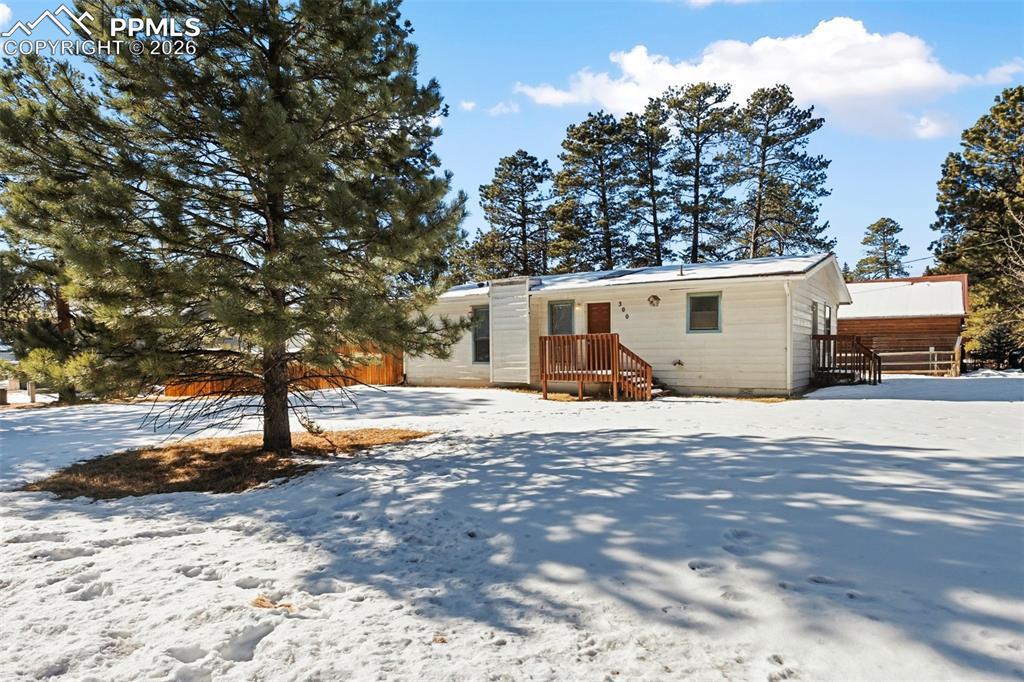 300 S Fairview St., Woodland Park, CO 80863