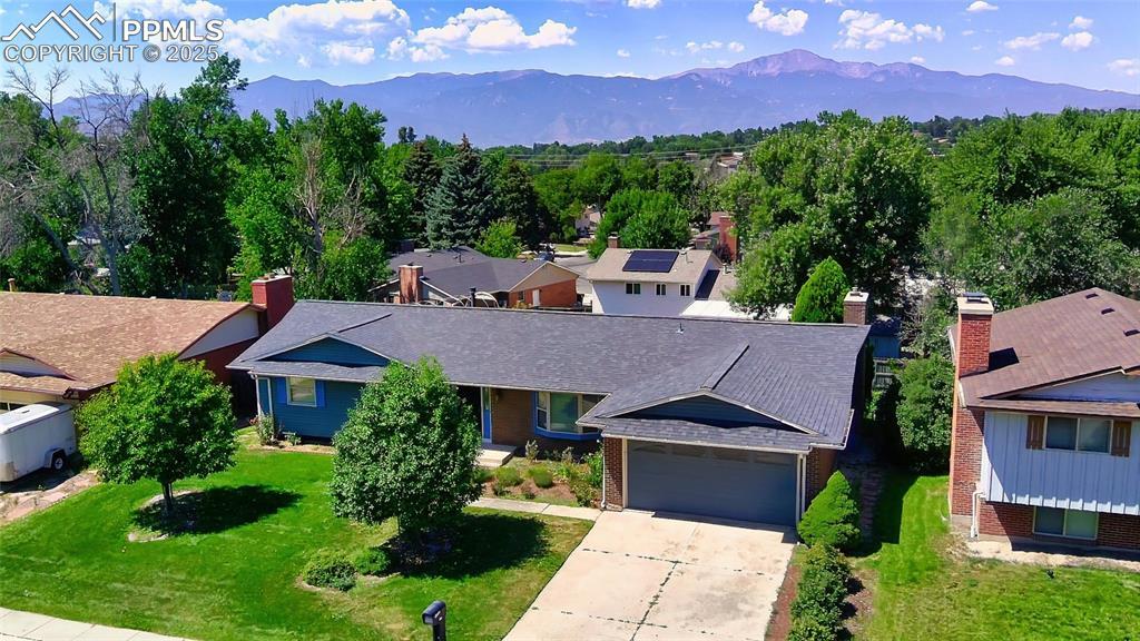 2210 Greenwich Cir., Colorado Springs, CO 80909