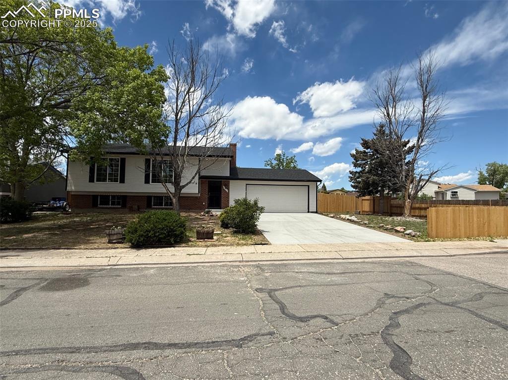 4770 Newton Dr., Colorado Springs, CO 80916