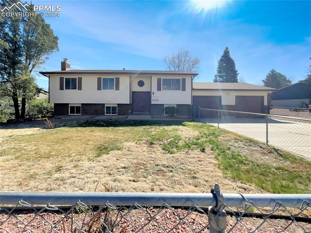 7025 Metropolitan St., Colorado Springs, CO 80911