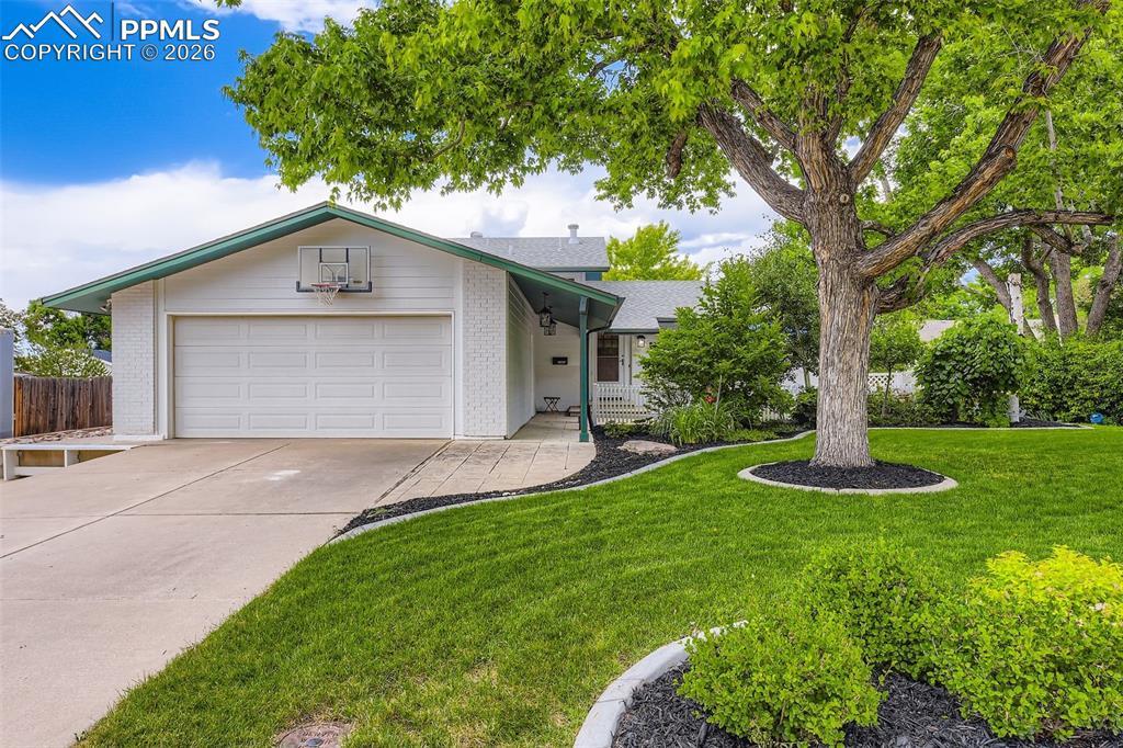 1651 E Kettle Ave., Centennial, CO 80122