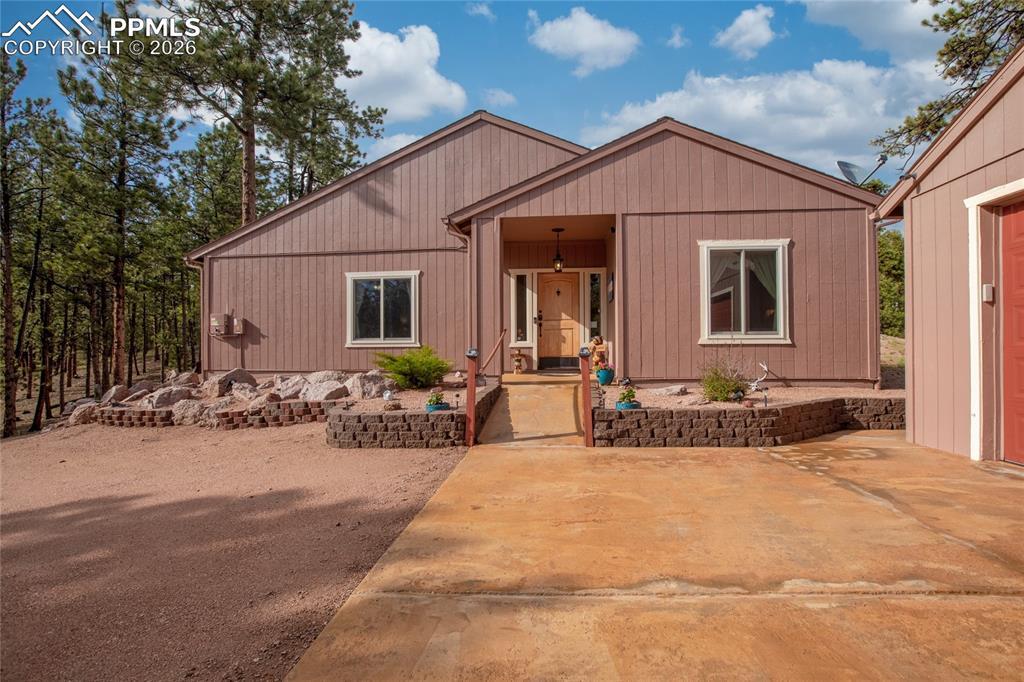 16 Rainier Cir., Florissant, CO 80816