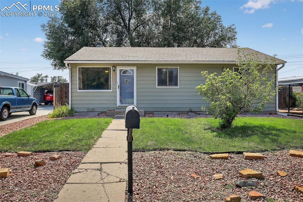 2242 Ivanhoe Dr., Colorado Springs, CO 80911