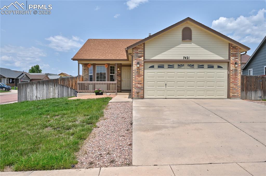 7421 Coral Ridge Dr., Colorado Springs, CO 80925