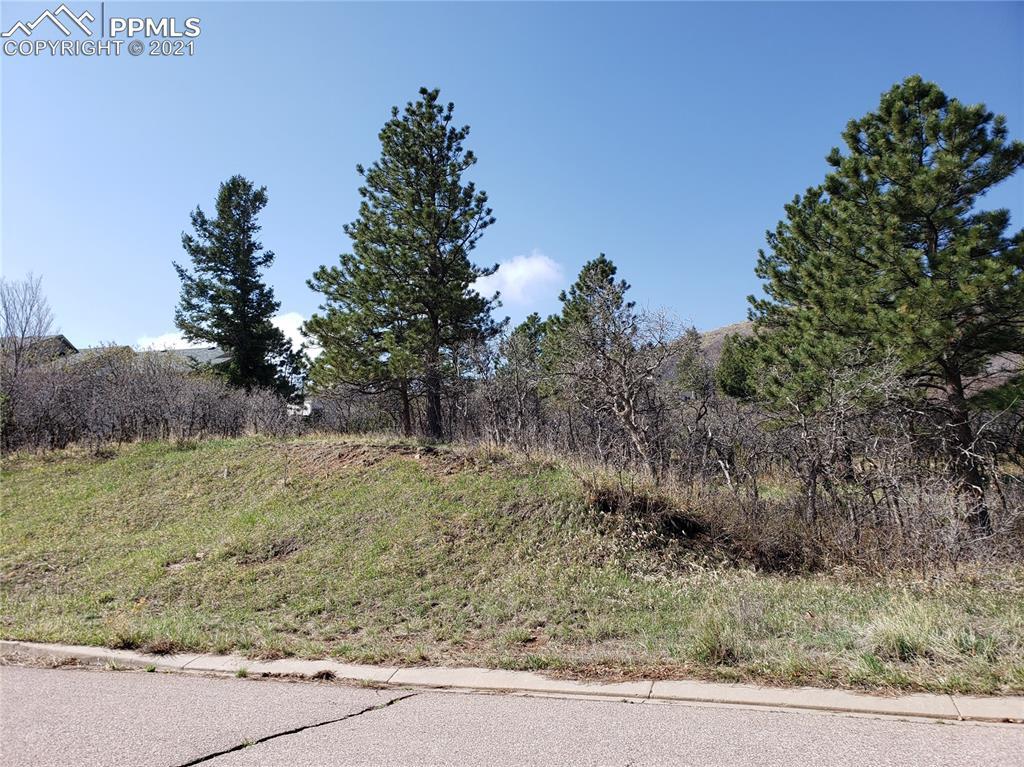 2975 Cindercone Ln., Colorado Springs, CO 80919