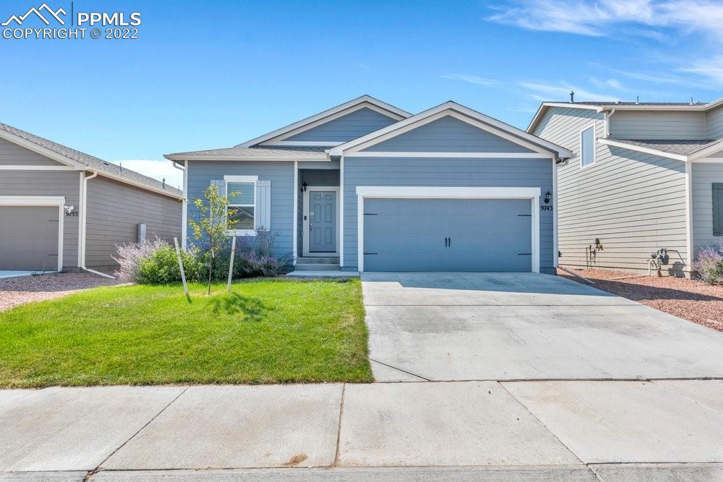 9743 Borderpine Way, Colorado Springs, CO 80925