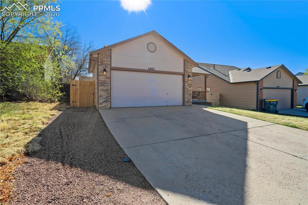 5663 Hawkesbury Dr., Colorado Springs, CO 80911