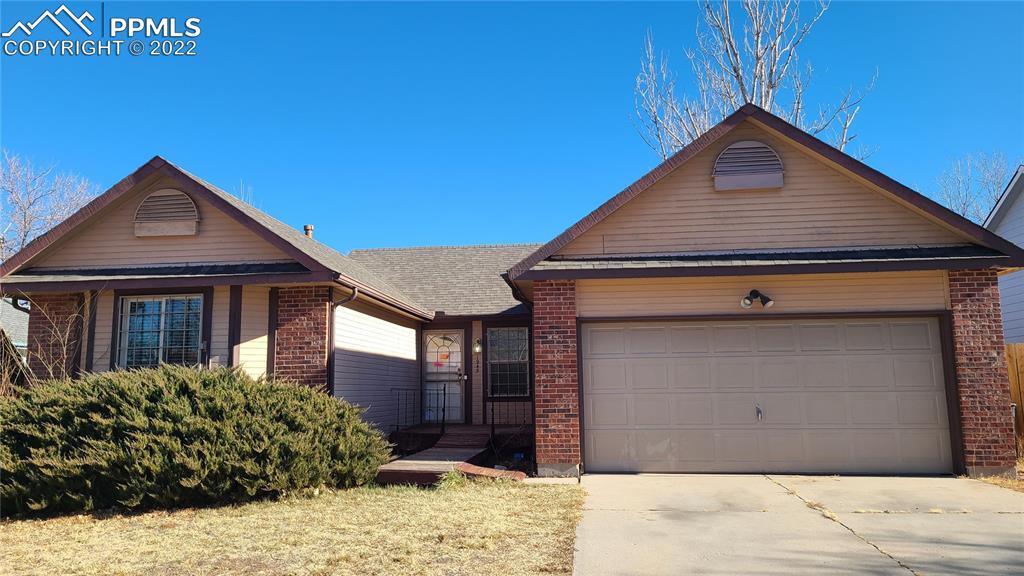 1945 Heatherdale Dr., Colorado Springs, CO 80915
