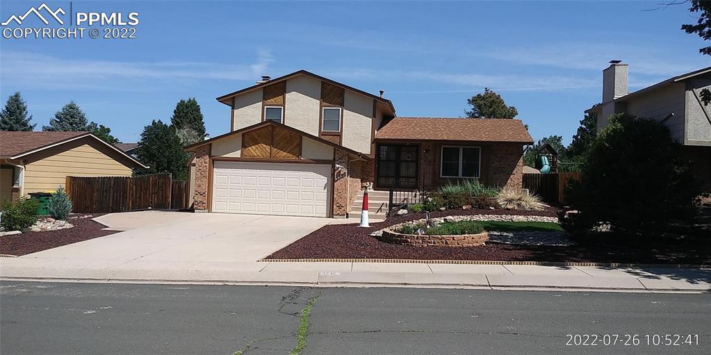 3590 Rocky Knoll Dr., Colorado Springs, CO 80920