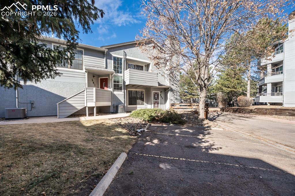 941 Tampico Ct., Colorado Springs, CO 80910