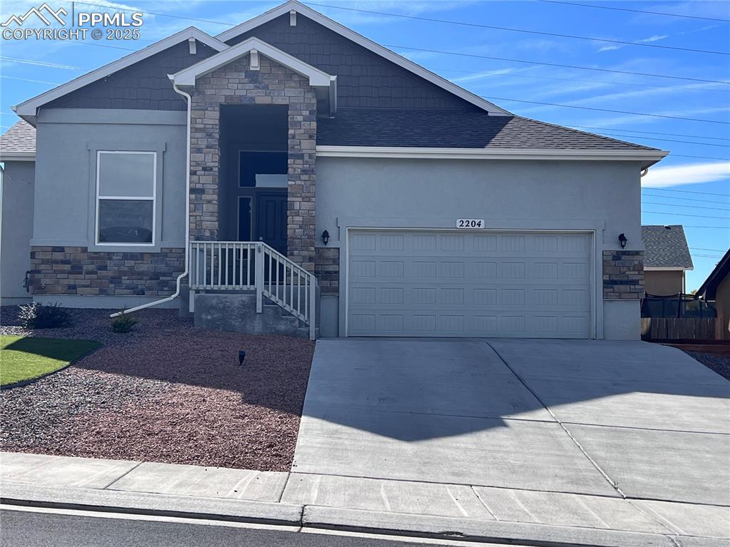 2204 Crestwood Ln., Pueblo, CO 81008