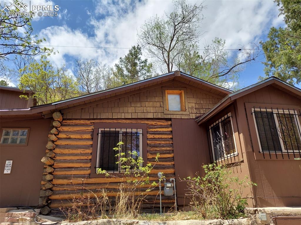 480 Bear Creek Pl., Colorado Springs, CO 80906