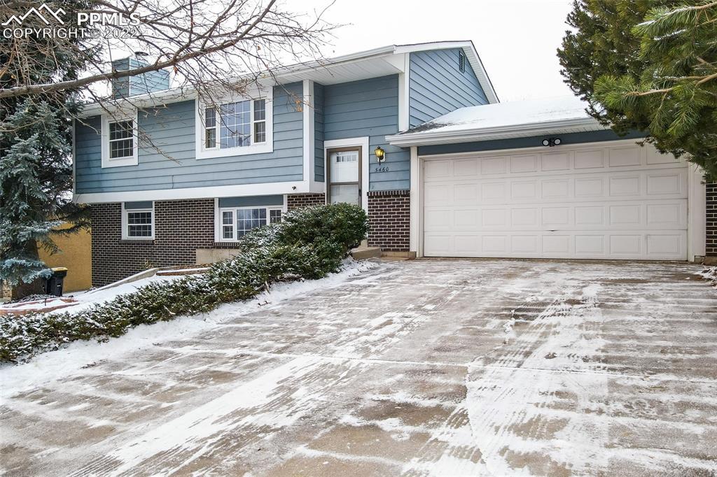 5460 W Descanso Cir., Colorado Springs, CO 80918