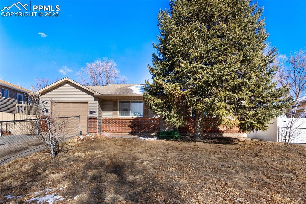 2085 Addison St., Colorado Springs, CO 80916