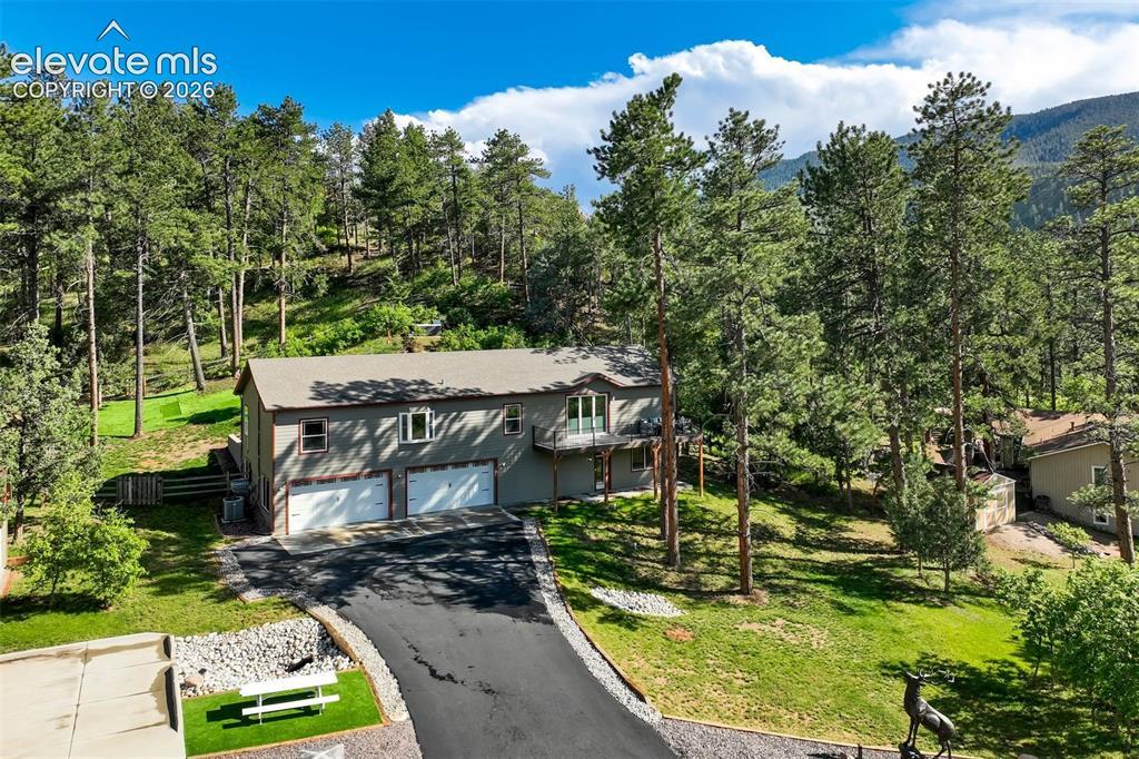 4998 Chippewa Dr., Larkspur, CO 80118