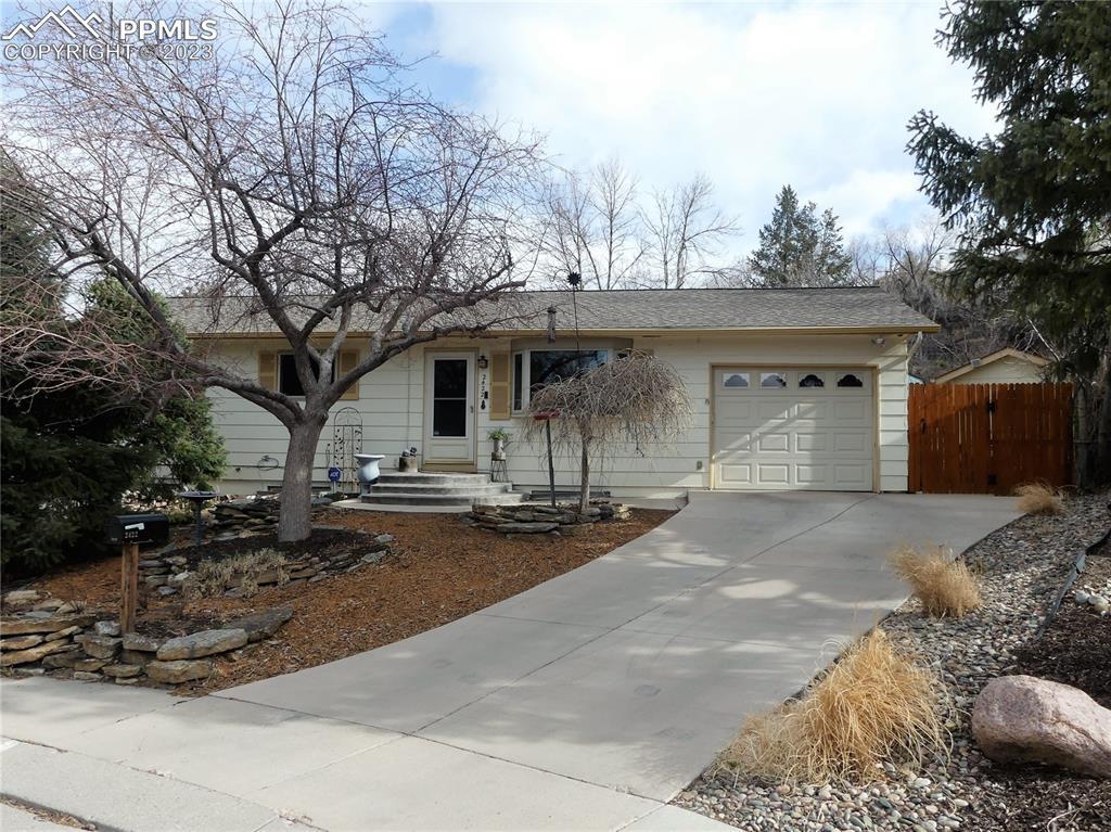 2422 Camelot Ct., Colorado Springs, CO 80904